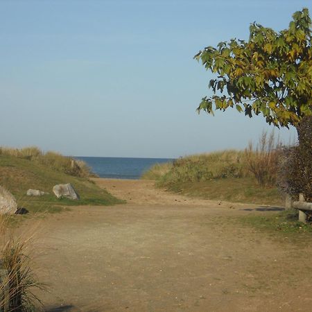 Le Vauban Hotel Merville-Franceville-Plage Buitenkant foto