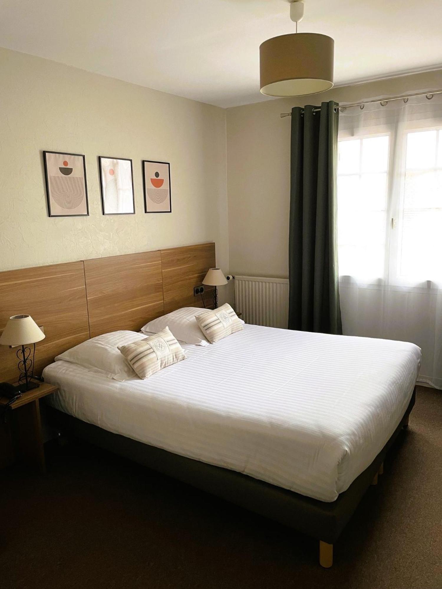 Le Vauban Hotel Merville-Franceville-Plage Buitenkant foto
