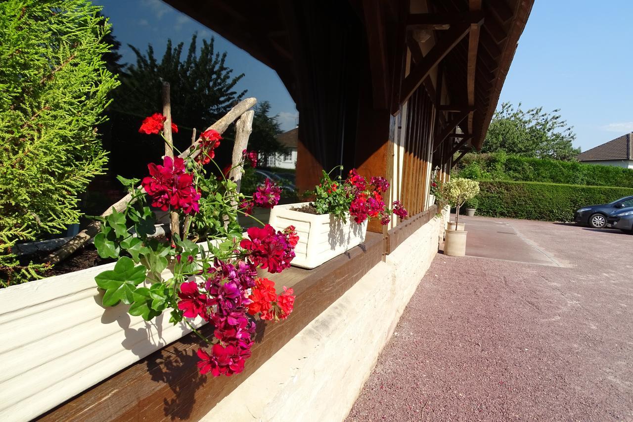 Le Vauban Hotel Merville-Franceville-Plage Buitenkant foto