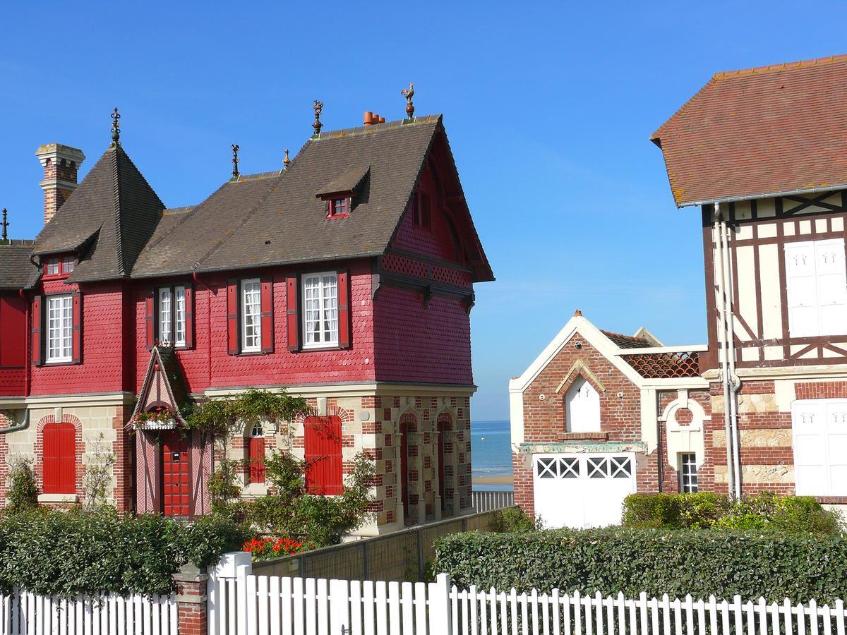 Le Vauban Hotel Merville-Franceville-Plage Buitenkant foto