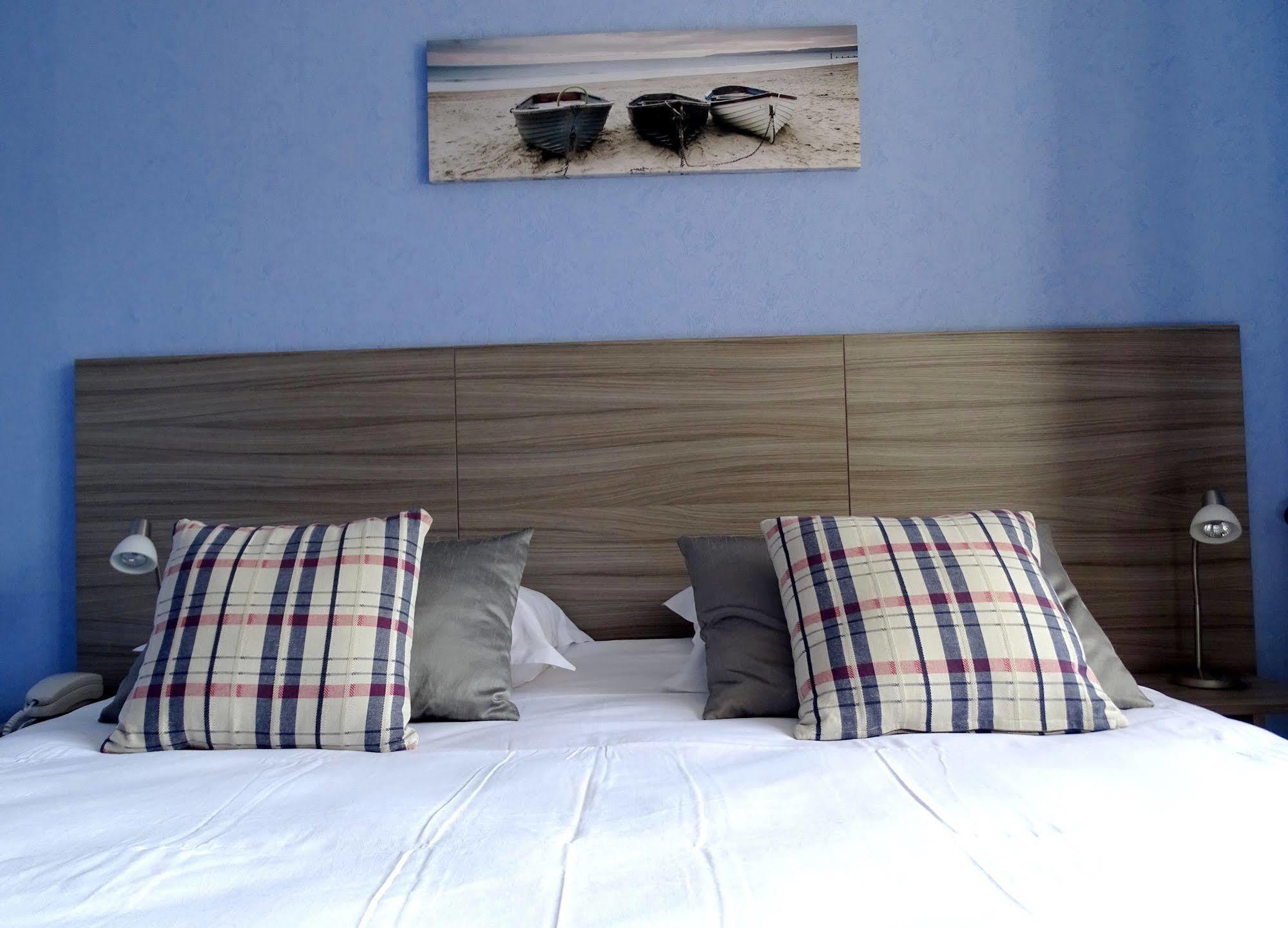 Le Vauban Hotel Merville-Franceville-Plage Buitenkant foto