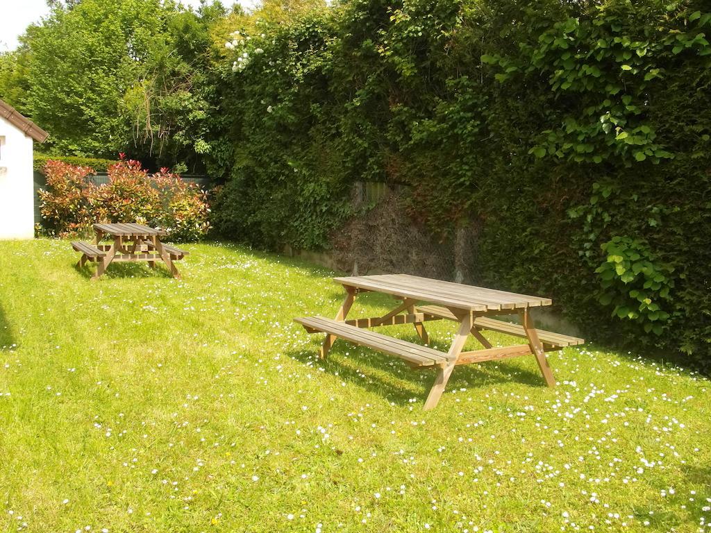 Le Vauban Hotel Merville-Franceville-Plage Buitenkant foto
